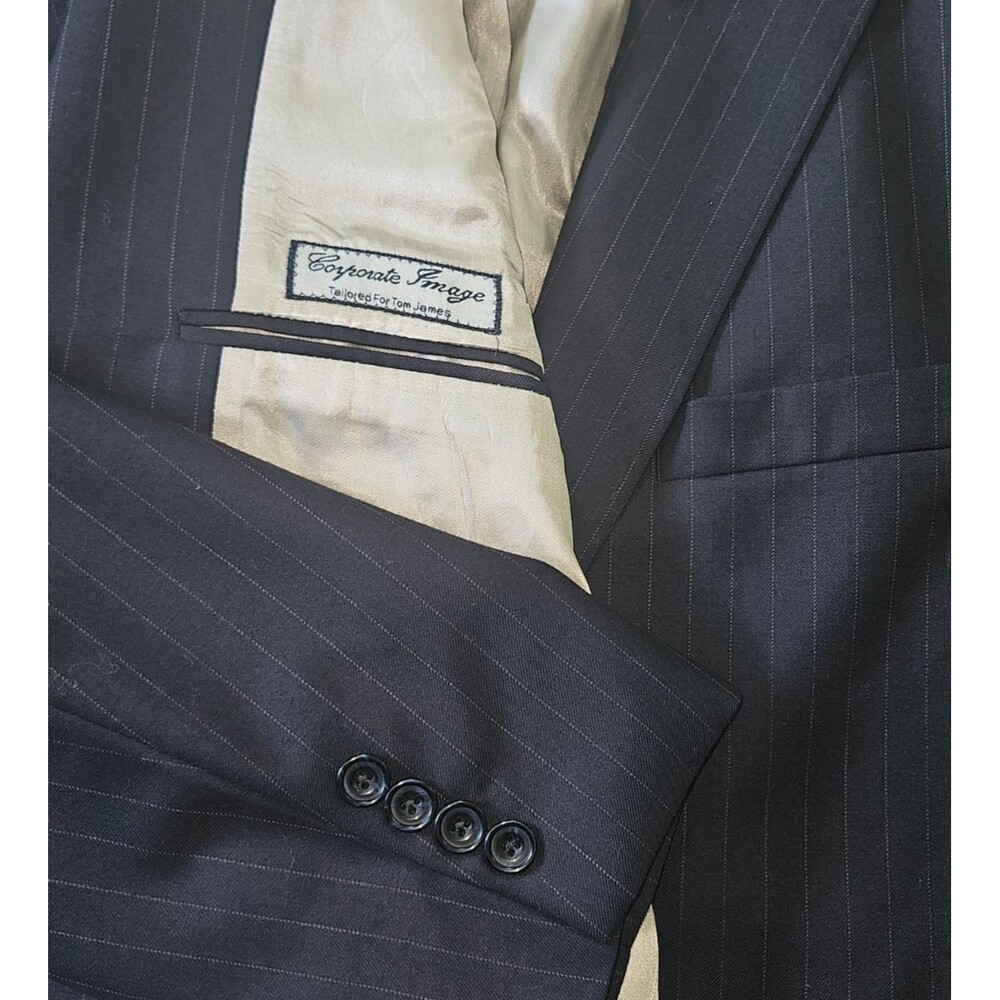 🔥Showroom🔥 (2025) TOM JAMES Navy Pinstripe made in USA Power Suit 46L $1,600💯
